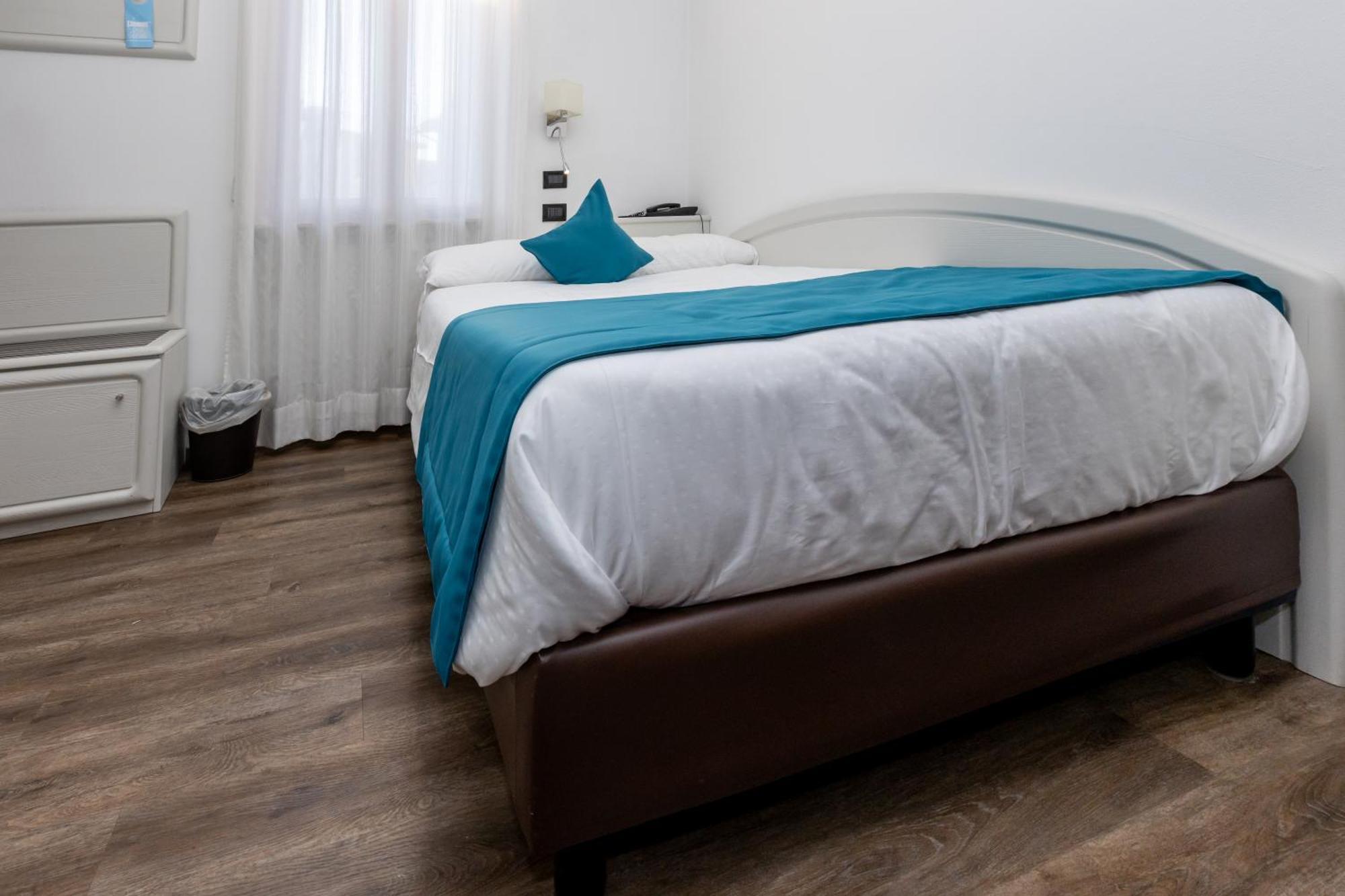 Albergo Cappello E Cadore Belluno Eksteriør bilde
